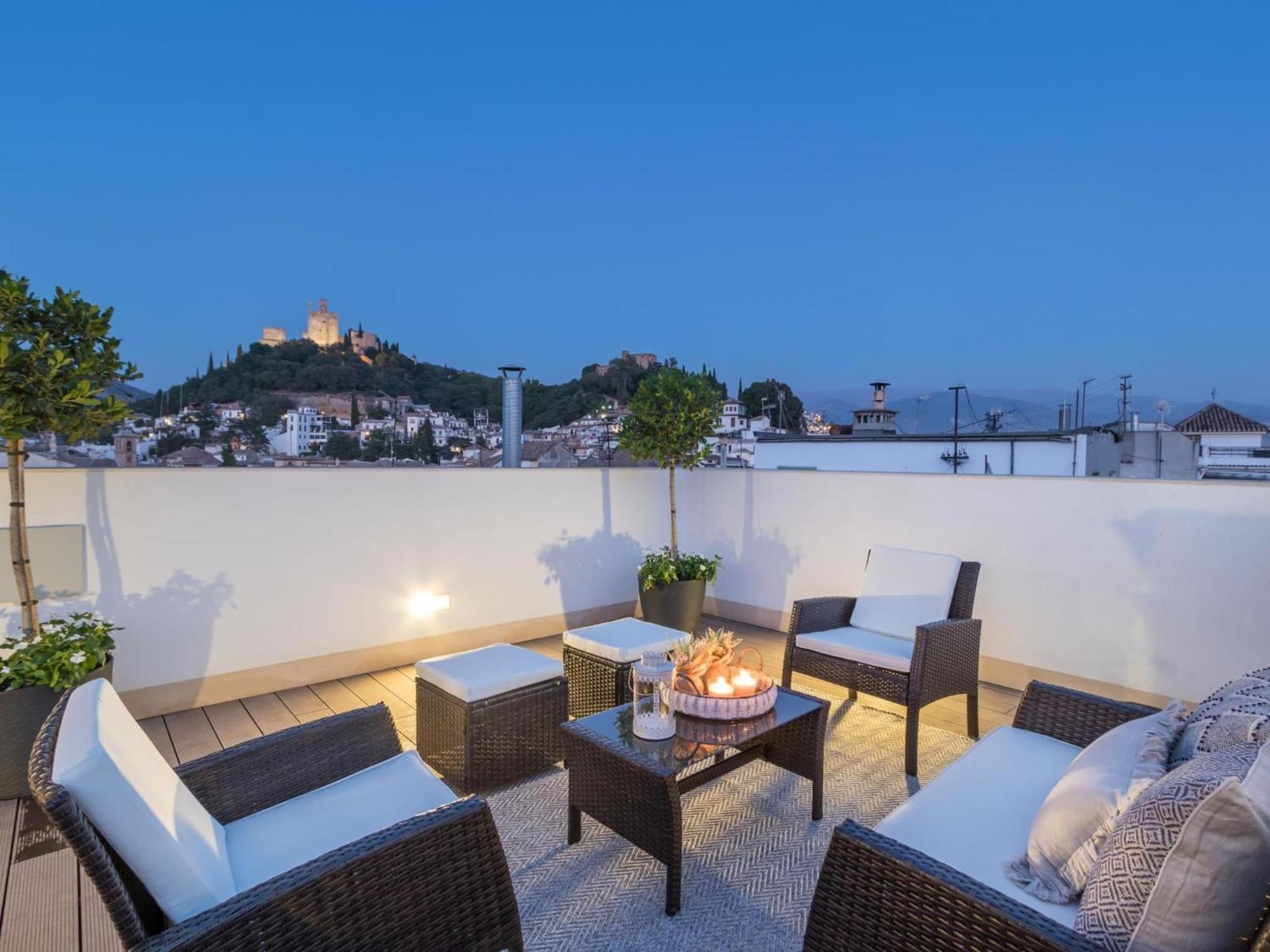 Chezmoihomes Luxury Plaza Nueva Penthouse Granada Luaran gambar
